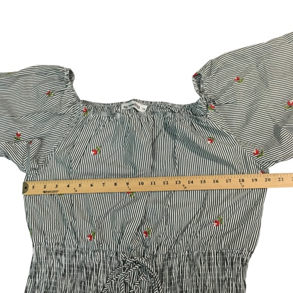 Roommates Striped Floral Lace Up Top Blouse - Women’s 1X NWT - Picture 3 of 15